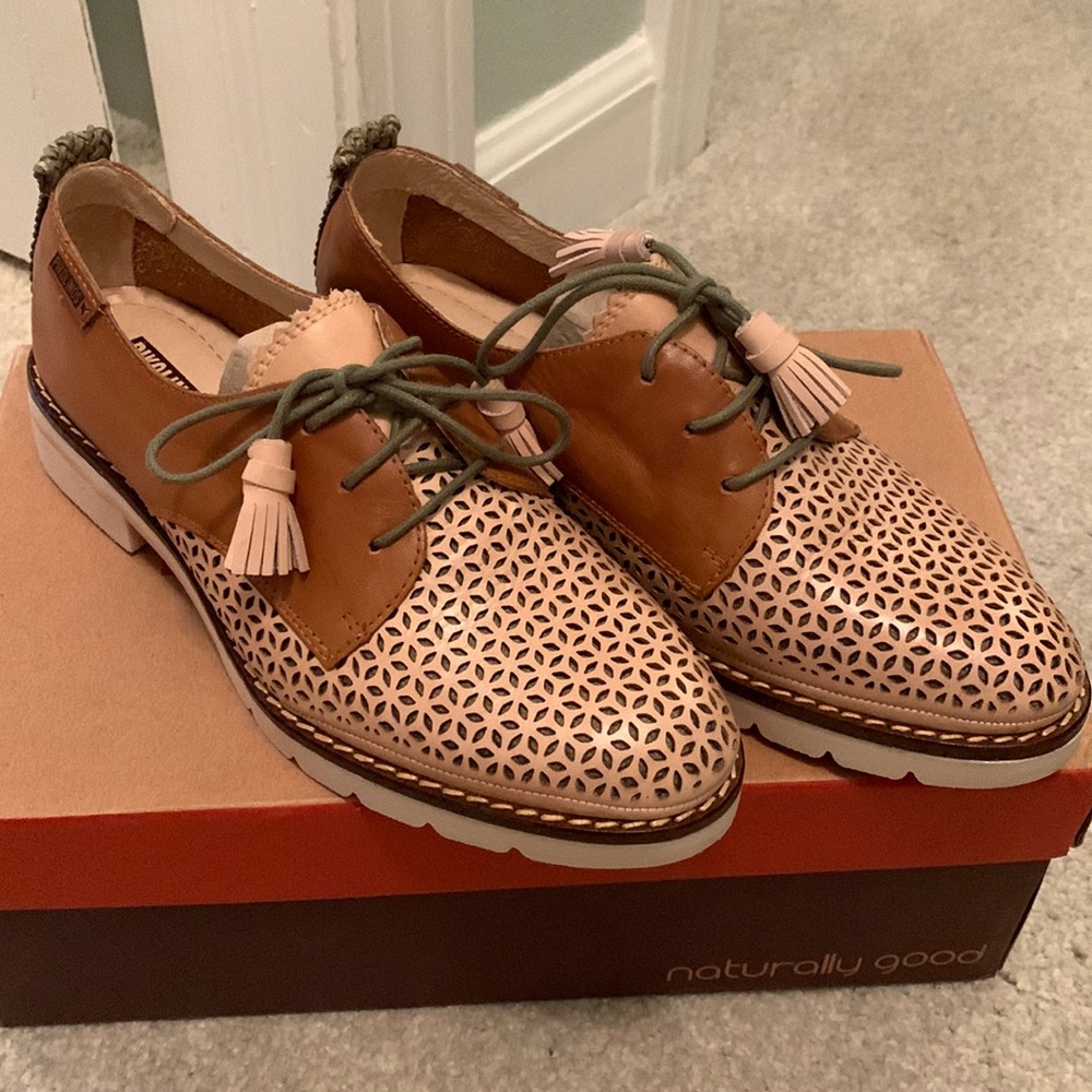 Pikolinos shoes 37